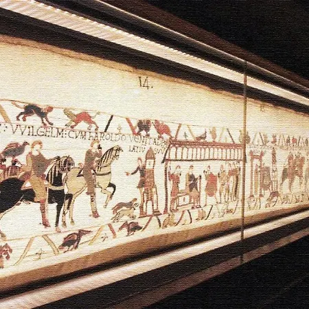 Bord De Mer, En Bois Льон-сюр-Мер