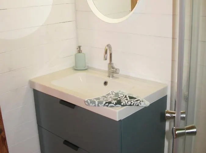 Bord De Mer, En Bois * Lion-sur-Mer